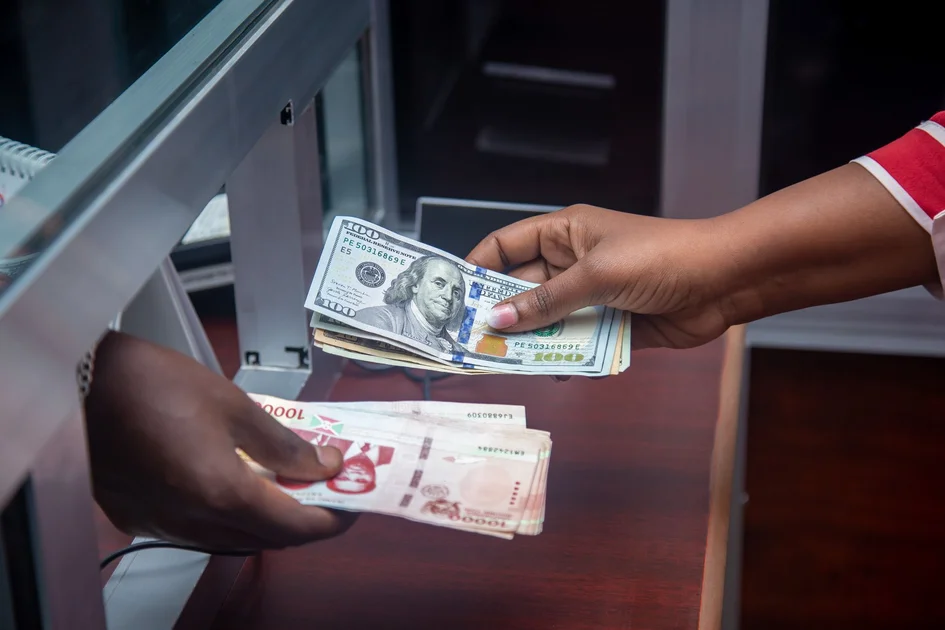 Essential Banking Services Everyone Should Understand Essential Banking Services Everyone Should Understand